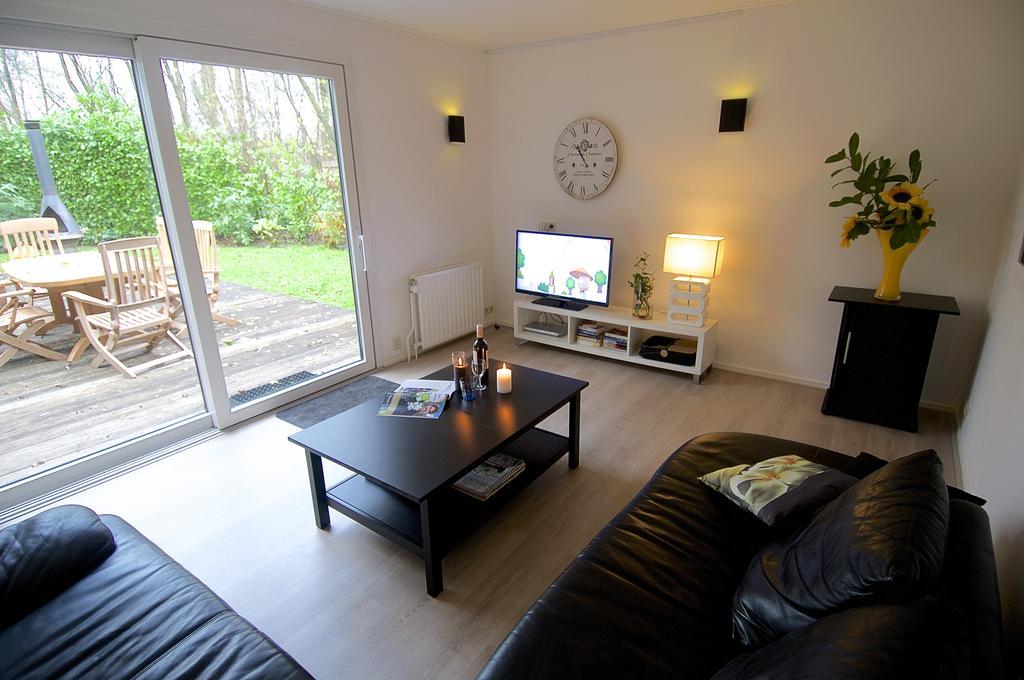 Holiday Home De Zuwe - Loosdrecht Kortenhoef Buitenkant foto